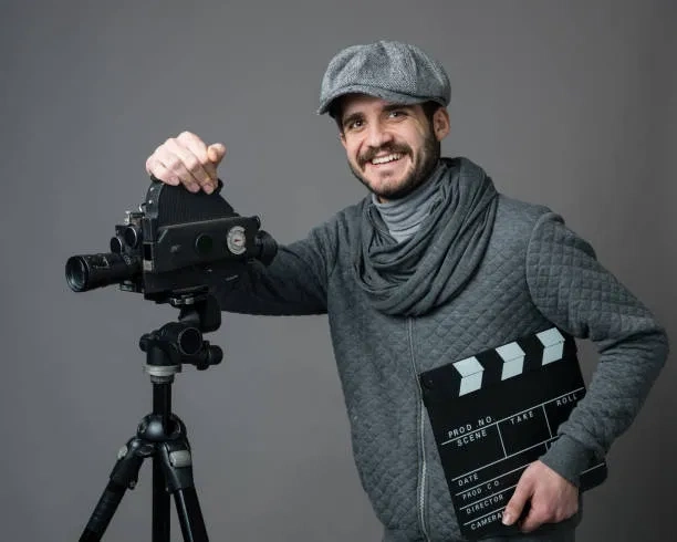 中文字幕传媒首席导演陈锐个人照片